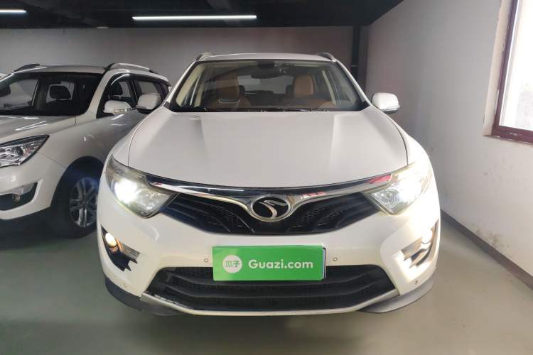Used Soueast DX7 2018 1.5T Manual Triumph Edition Exterior 1
