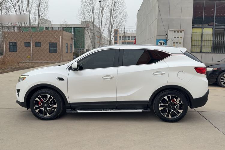 Used Soueast DX7 2018 1.5T Automatic Luxury Model Exterior 8