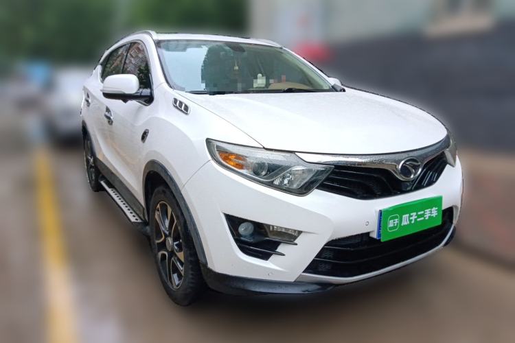 Used Soueast DX7 2018 1.5T Automatic Luxury Model Front Right 45 Deg