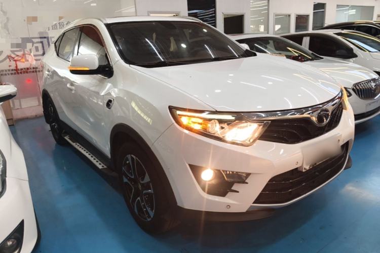 Used Soueast DX7 2018 1.5T Automatic Glory Edition Front Right 45 Deg