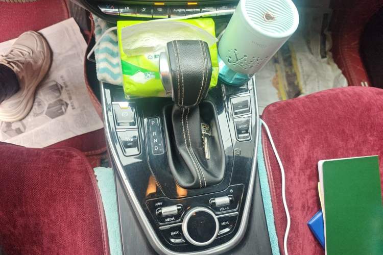 Used Soueast DX7 2018 Prime 1.8T DCT Flagship Model China V Standard Gear Lever