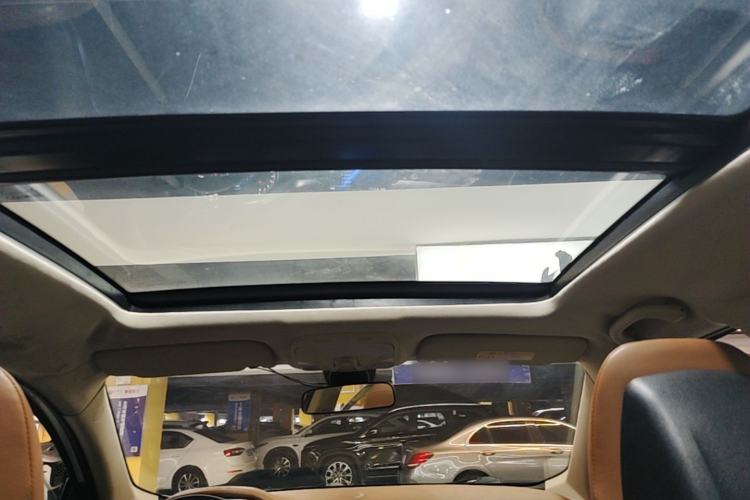 Used Soueast DX7 2018 1.5T Manual Triumph Edition Headliner
