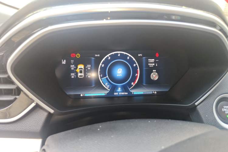 Used Soueast DX7 2018 Prime 1.8T DCT Flagship Model China V Standard Instrument Cluster