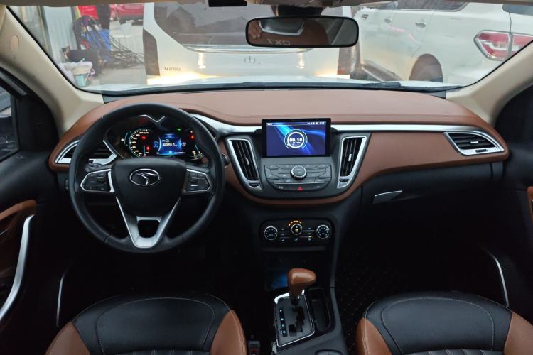 Used Soueast DX7 2018 1.5T Automatic Glory Edition Interior 2