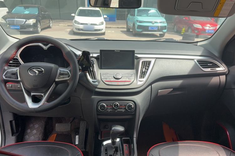 Used Soueast DX7 2018 1.5T Automatic Glory Edition Interior 3