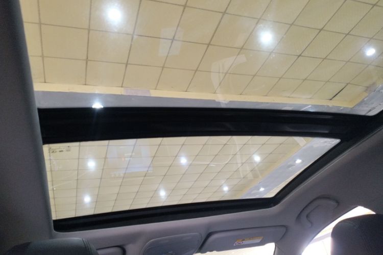 Used Soueast DX7 2018 Prime 1.5T Automatic Smart Connect Starry Sky Edition China V Standard Interior 3
