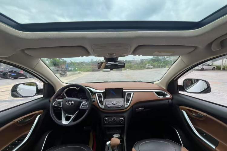Used Soueast DX7 2018 1.5T Automatic Luxury Model Interior 3