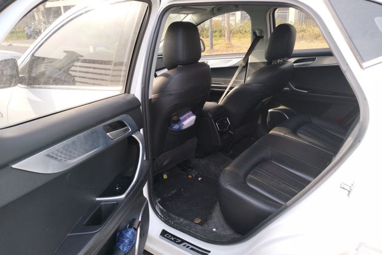 Used Soueast DX7 2018 Prime 1.5T Automatic Smart Connect Starry Sky Edition China V Standard Interior 4