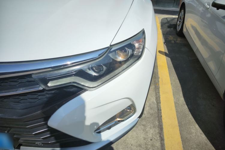 Used Soueast DX7 2018 Prime 1.5T Manual Smart Connect Starry Edition China V Standard Left Front Headlight