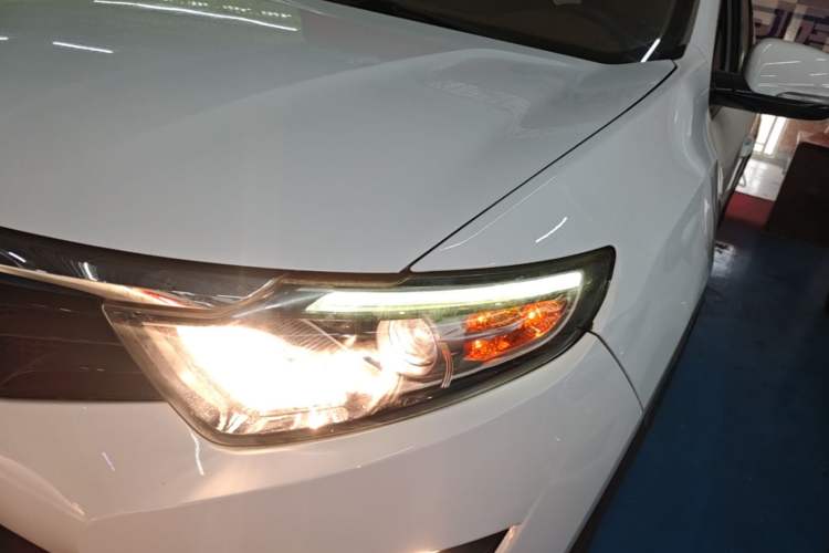 Used Soueast DX7 2018 1.5T Automatic Glory Edition Left Front Headlight