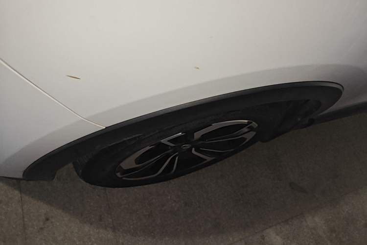 Used Soueast DX7 2018 Prime 1.8T DCT Luxury Model China V Standard Left Front Wheel Hub