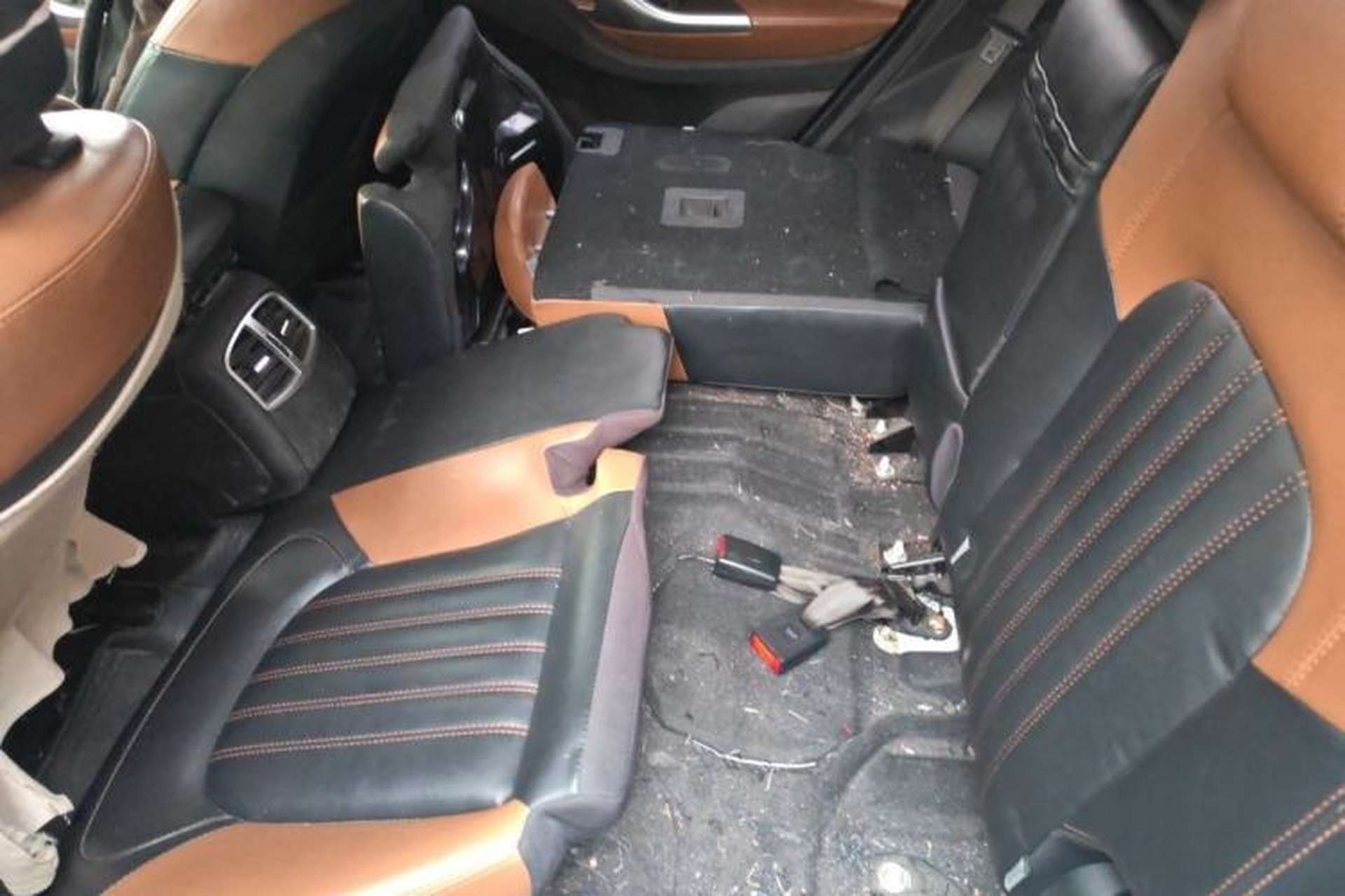 Used Soueast DX7 2018 2.0T Manual CCPC Champion Edition Left Rear Seat
