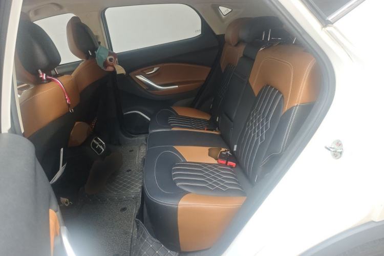 Used Soueast DX7 2018 1.5T Automatic Prestige Model Left Rear Seat
