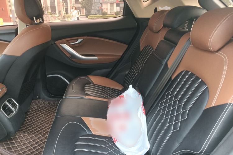 Used Soueast DX7 2018 1.5T Manual Luxury Model Left Rear Seat