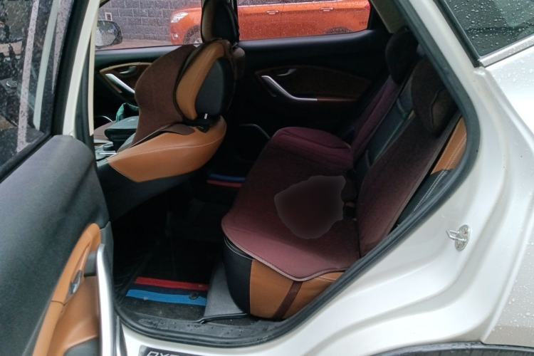 Used Soueast DX7 2018 1.5T Automatic Luxury Model Left Rear Seat