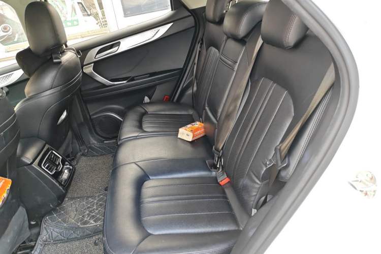 Used Soueast DX7 2018 Prime 1.8T DCT Luxury Model China V Standard Left Rear Seat