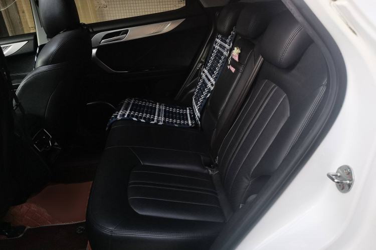 Used Soueast DX7 2018 Prime 1.5T Manual Smart Connect Starry Edition China V Standard Left Rear Seat