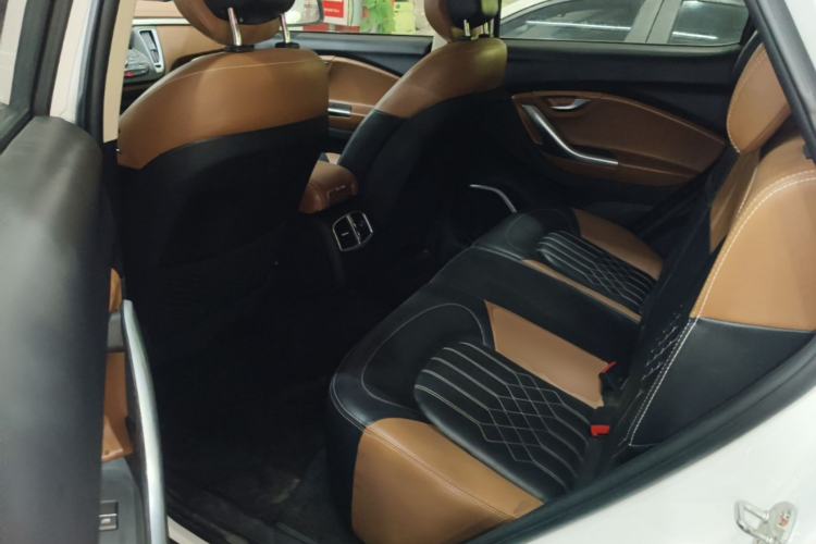 Used Soueast DX7 2018 1.5T Automatic Glory Edition Left Rear Seat