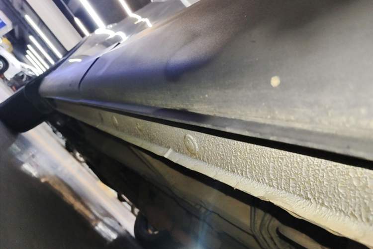 Used Soueast DX7 2018 1.5T Manual Triumph Edition Left Side Sill