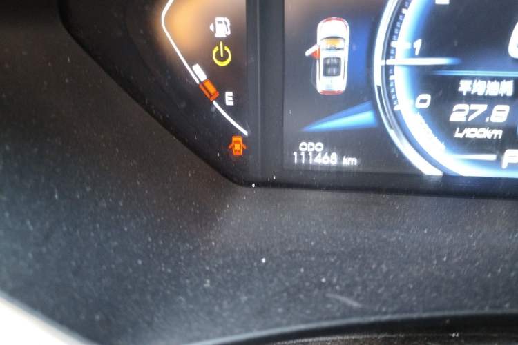 Used Soueast DX7 2018 Prime 1.5T Automatic Smart Connect Starry Sky Edition China V Standard Odometer Close Up