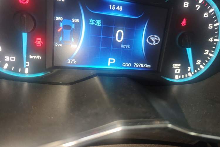 Used Soueast DX7 2018 1.5T Automatic Prestige Model Odometer Close Up