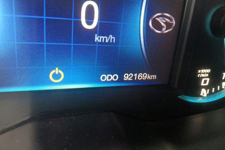Used Soueast DX7 2018 1.5T Manual Luxury Model Odometer Close Up