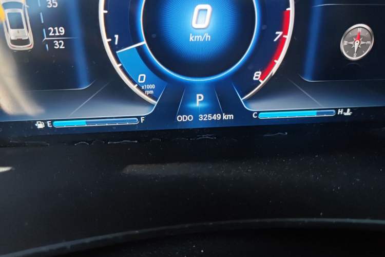 Used Soueast DX7 2018 Prime 1.8T DCT Flagship Model China V Standard Odometer Close Up