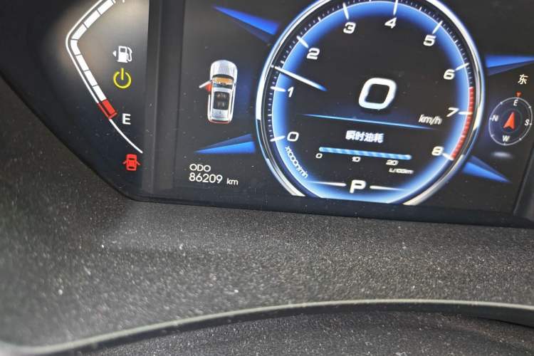 Used Soueast DX7 2018 Prime 1.8T DCT Luxury Model China V Standard Odometer Close Up