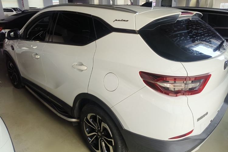Used Soueast DX7 2018 Prime 1.5T Manual Smart Connect Starry Edition China V Standard Rear Left 45 Deg