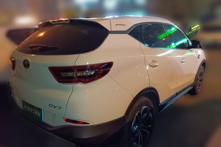 Used Soueast DX7 2018 Prime 1.5T Manual Smart Connect Starry Edition China V Standard Rear Right 45 Deg
