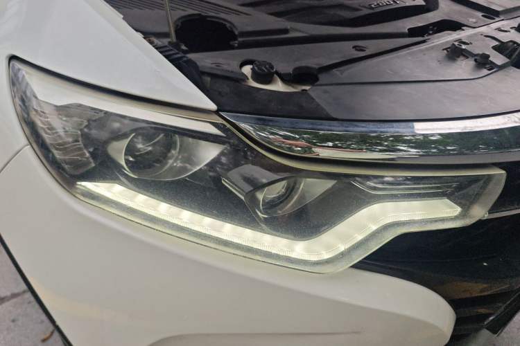 Used Soueast DX7 2018 Prime 1.8T DCT Flagship Model China V Standard Right Front Headlight