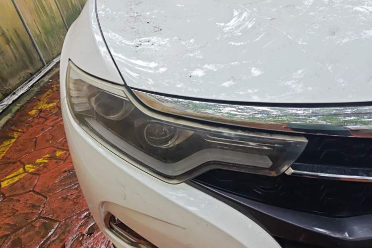 Used Soueast DX7 2018 Prime 1.8T DCT Prestige Model China V Standard Right Front Headlight