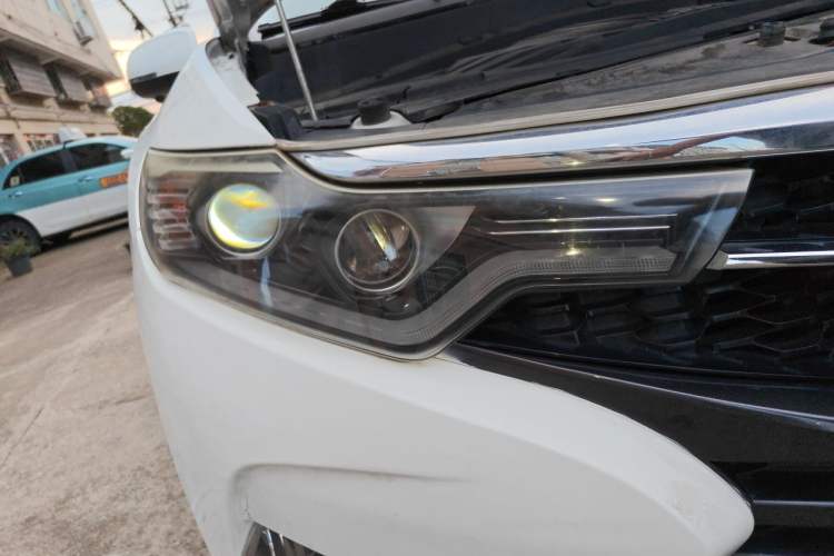 Used Soueast DX7 2018 Prime 1.5T Automatic Luxury Model China V Standard Right Front Headlight