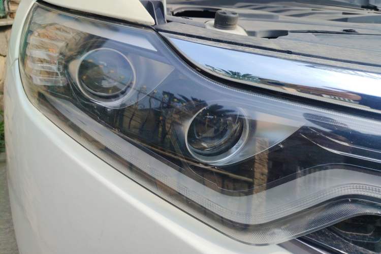 Used Soueast DX7 2018 Prime 1.5T Manual Luxury Model China V Standard Right Front Headlight