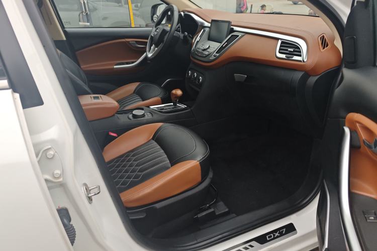 Used Soueast DX7 2018 1.5T Automatic Glory Edition Right Front Seat