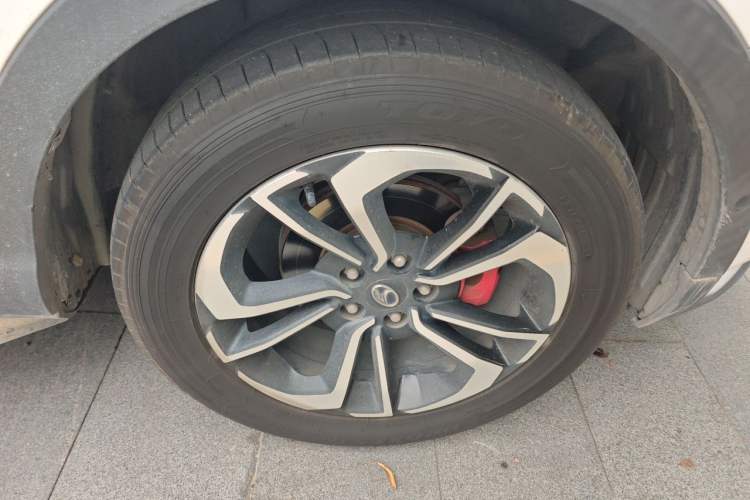 Used Soueast DX7 2018 Prime 1.8T DCT Flagship Model China V Standard Right Front Wheel Hub