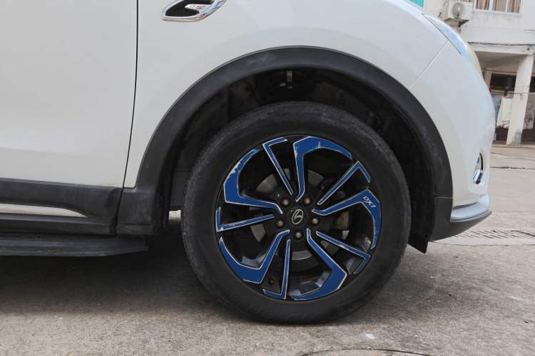 Used Soueast DX7 2018 Prime 1.5T Automatic Luxury Model China V Standard Right Front Wheel Hub