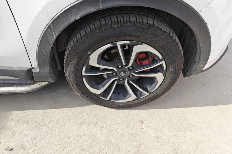 Used Soueast DX7 2018 Prime 1.8T DCT Luxury Model China V Standard Right Front Wheel Hub