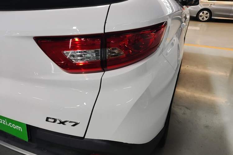 Used Soueast DX7 2018 1.5T Manual Triumph Edition Right Rear Taillight