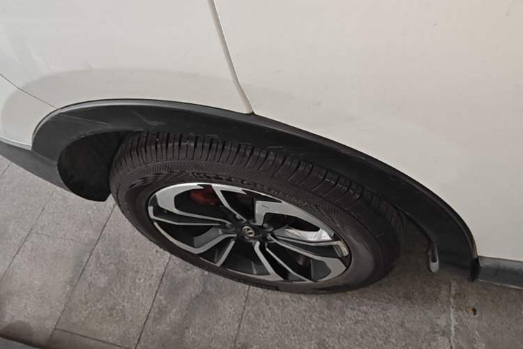 Used Soueast DX7 2018 Prime 1.8T DCT Luxury Model China V Standard Right Rear Wheel Hub