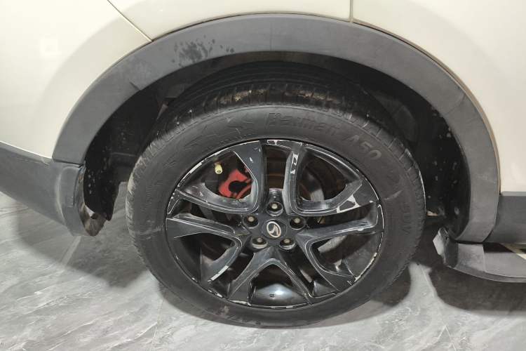 Used Soueast DX7 2018 1.5T Automatic Luxury Model Right Rear Wheel Hub