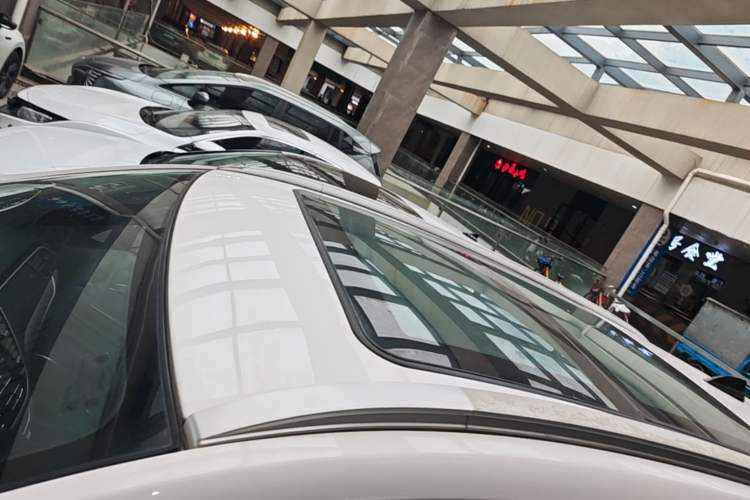 Used Soueast DX7 2018 Prime 1.5T Automatic Smart Connect Starry Sky Edition China V Standard Roof