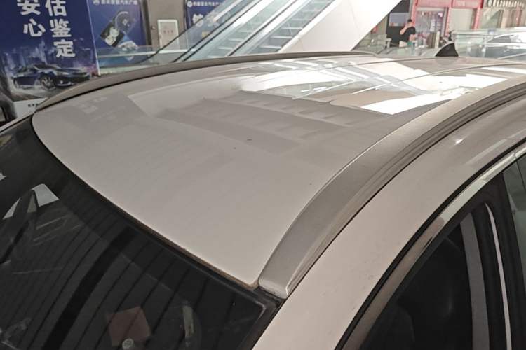 Used Soueast DX7 2018 Prime 1.8T DCT Luxury Model China V Standard Roof