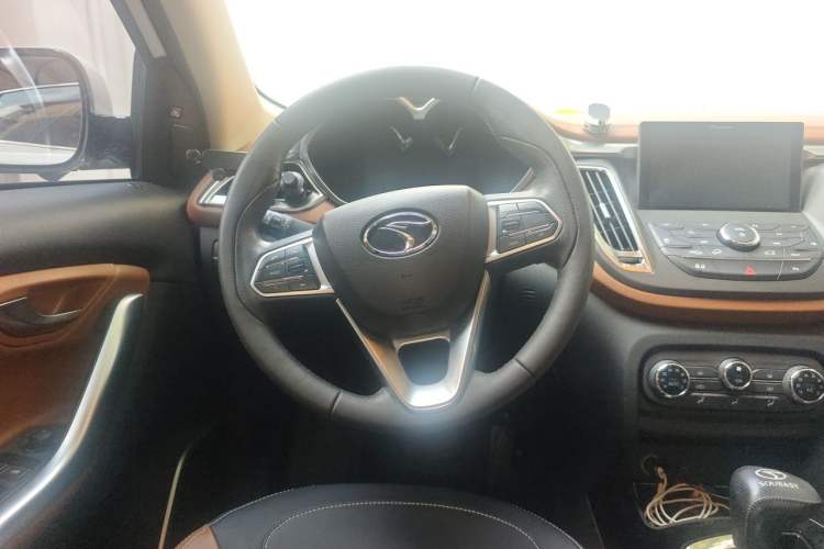 Used Soueast DX7 2018 1.5T Automatic Prestige Model Steering Wheel