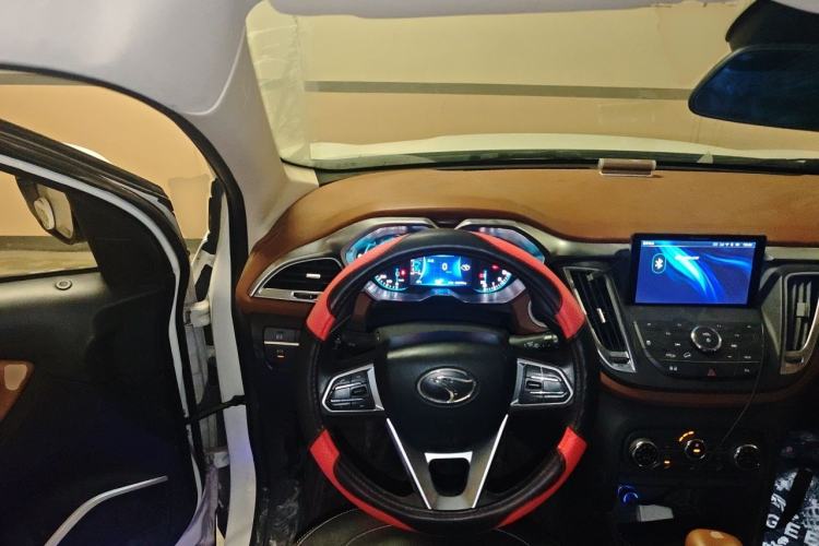 Used Soueast DX7 2018 1.5T Automatic Luxury Model Steering Wheel