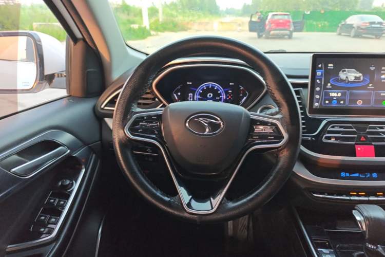 Used Soueast DX7 2018 Prime 1.8T DCT Luxury Model China V Standard Steering Wheel
