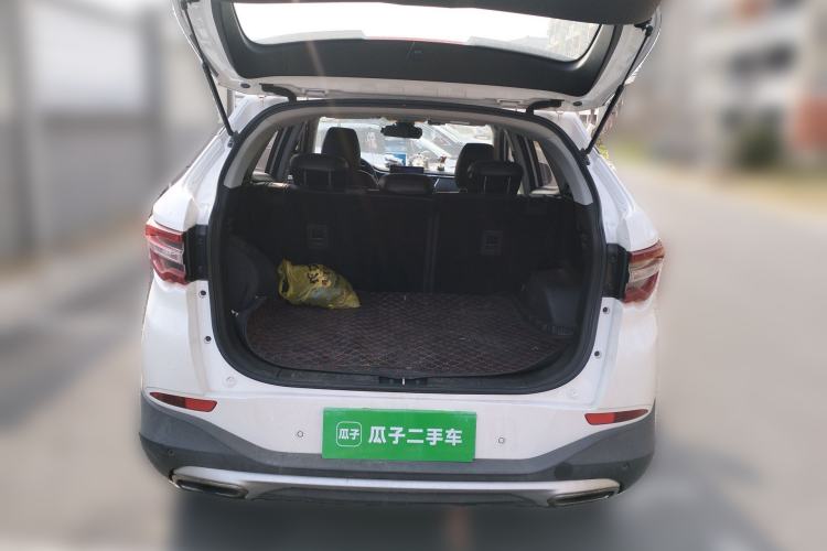 Used Soueast DX7 2018 Prime 1.5T Automatic Smart Connect Starry Sky Edition China V Standard Trunk