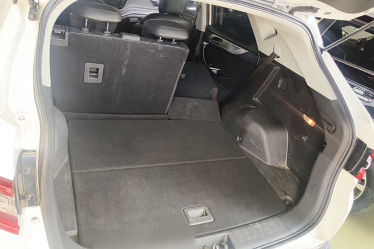Used Soueast DX7 2018 Prime 1.5T Manual Smart Connect Starry Edition China V Standard Trunk