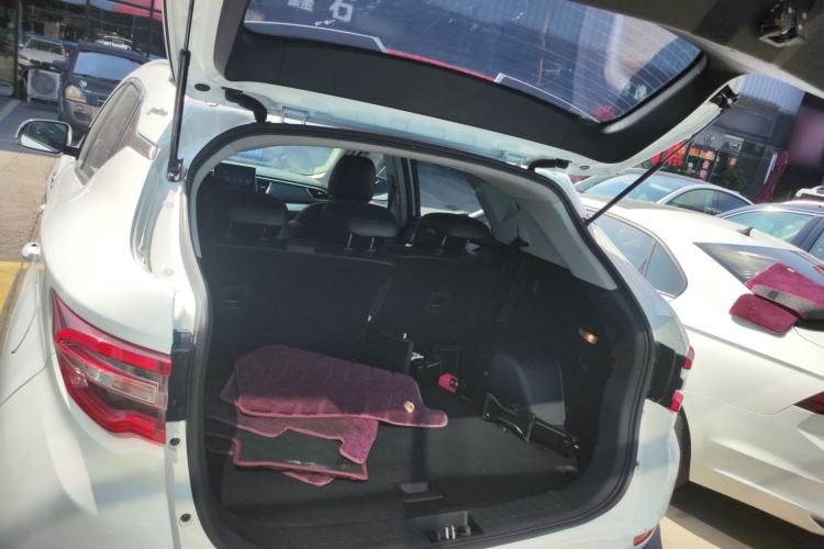 Used Soueast DX7 2018 Prime 1.5T Manual Smart Connect Starry Edition China V Standard Trunk