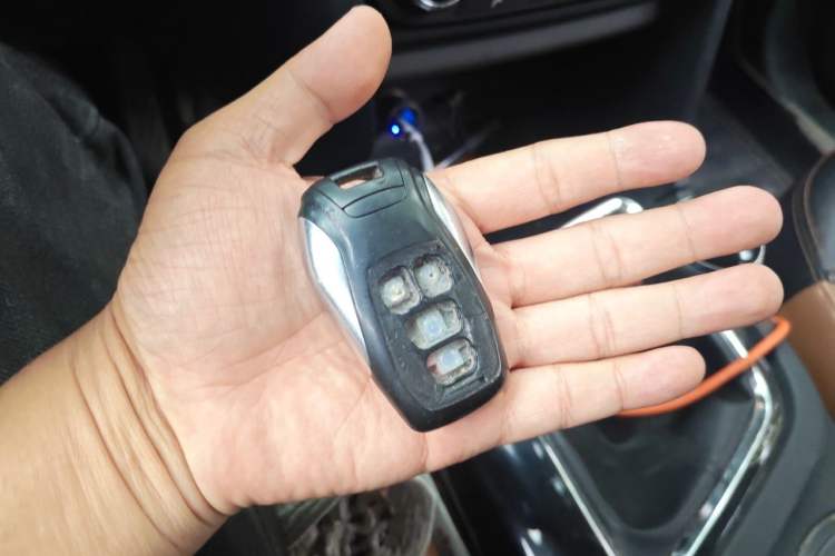 Used Soueast DX7 2018 2.0T Manual CCPC Champion Edition Vehicle Key